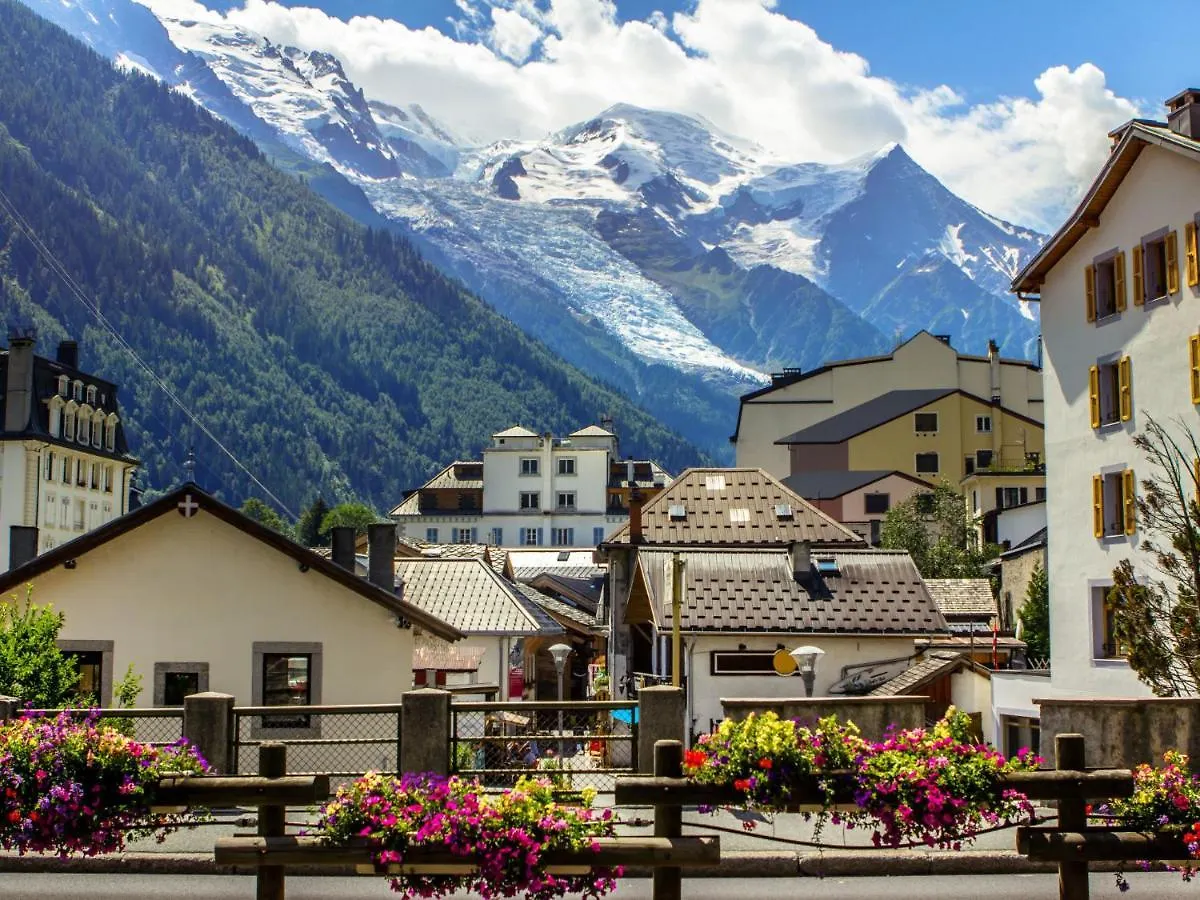 Apartment Le Chalet Suisse By Interhome Chamonix